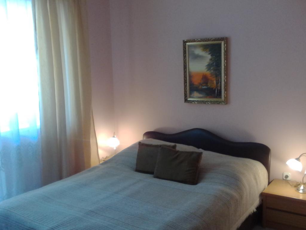 Kristaly Apartman Heviz Exterior photo