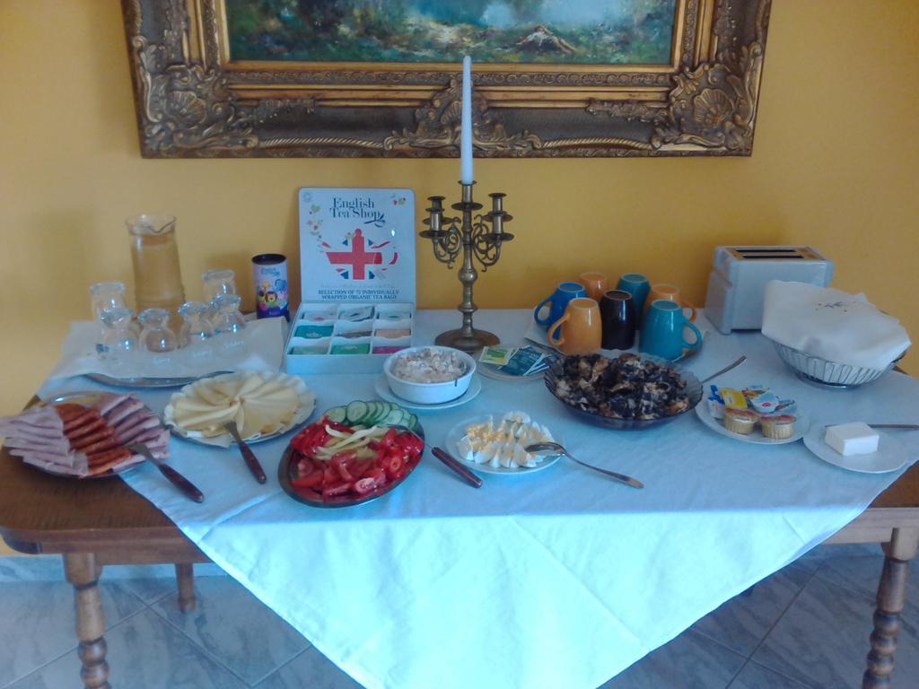 Kristaly Apartman Heviz Exterior photo