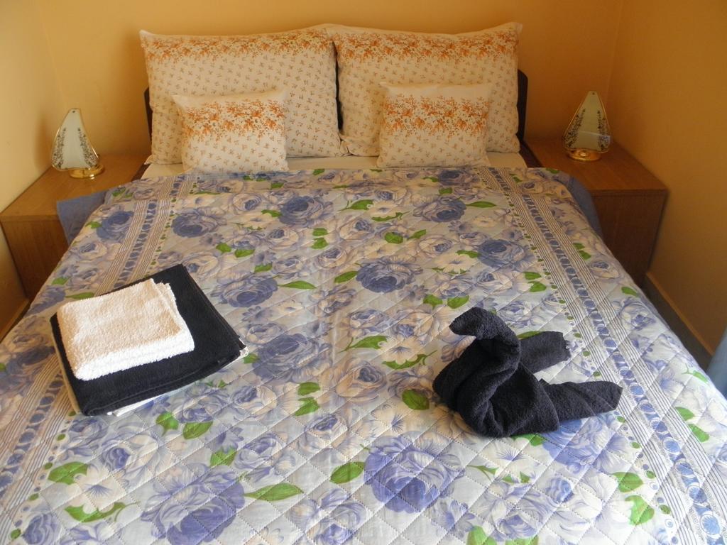 Kristaly Apartman Heviz Exterior photo