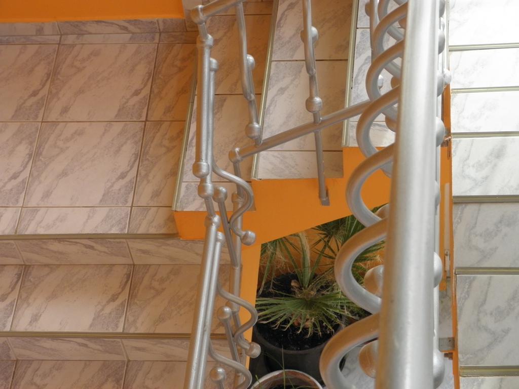 Kristaly Apartman Heviz Exterior photo