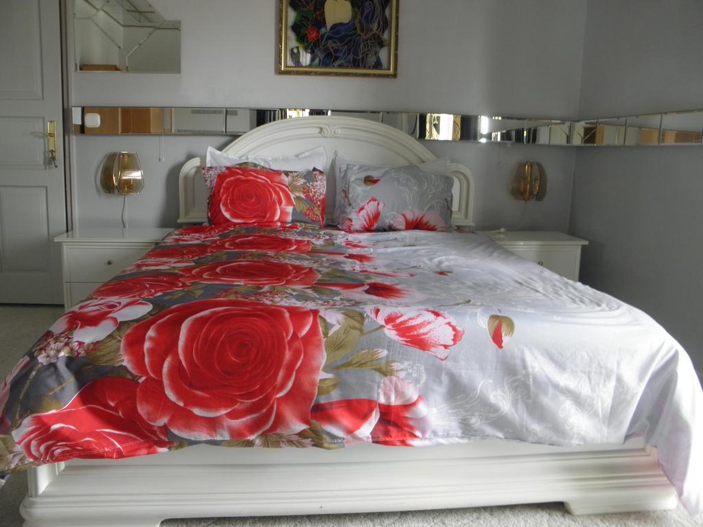Kristaly Apartman Heviz Exterior photo