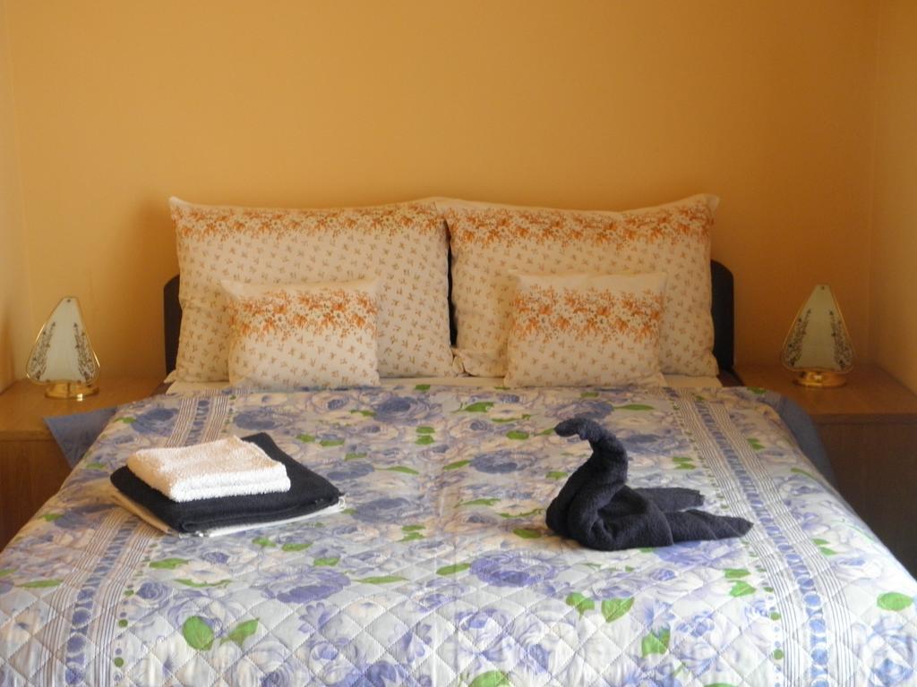 Kristaly Apartman Heviz Exterior photo