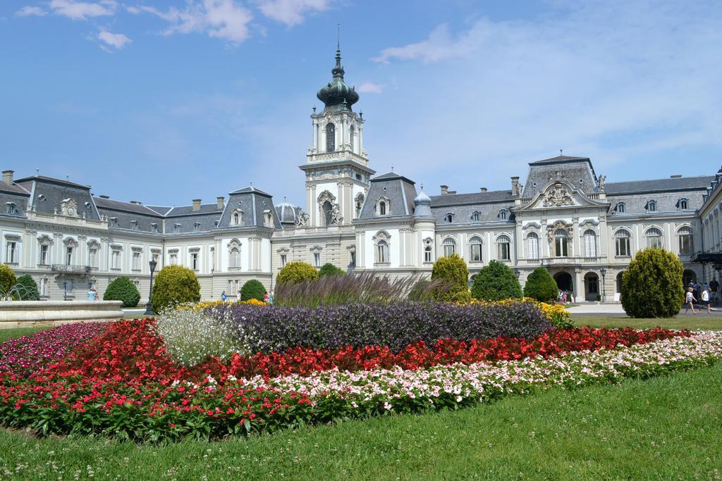 Kristaly Apartman Heviz Exterior photo