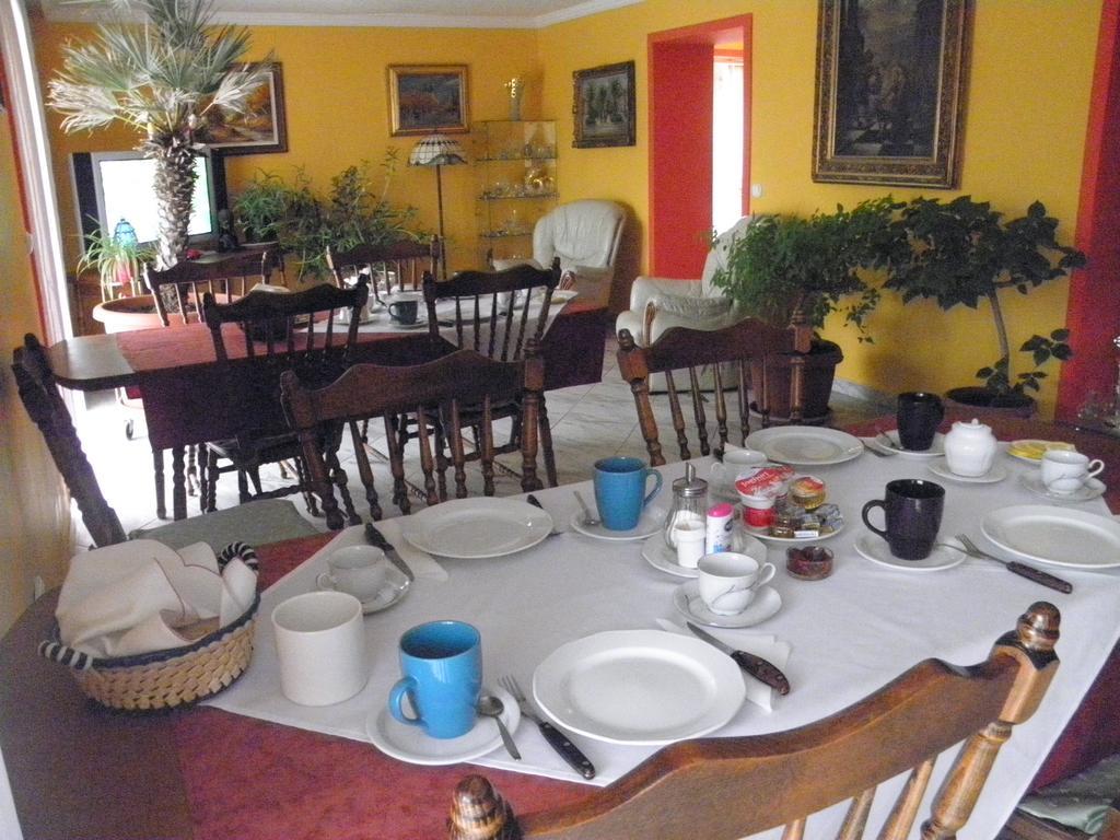 Kristaly Apartman Heviz Exterior photo
