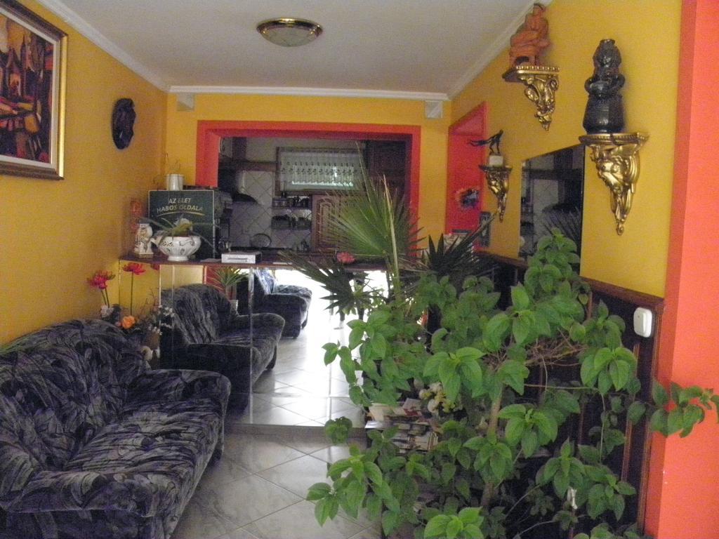 Kristaly Apartman Heviz Exterior photo