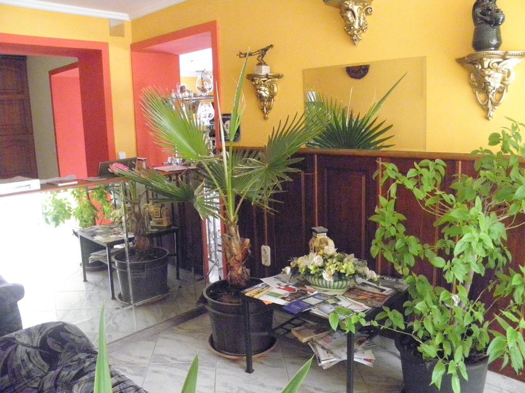 Kristaly Apartman Heviz Exterior photo
